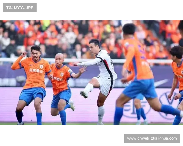 泰山逆转海港凭中场调度巧妙战术赢得赞誉